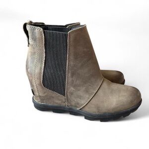 Sorel Joan of Arc II Chelsea Boot